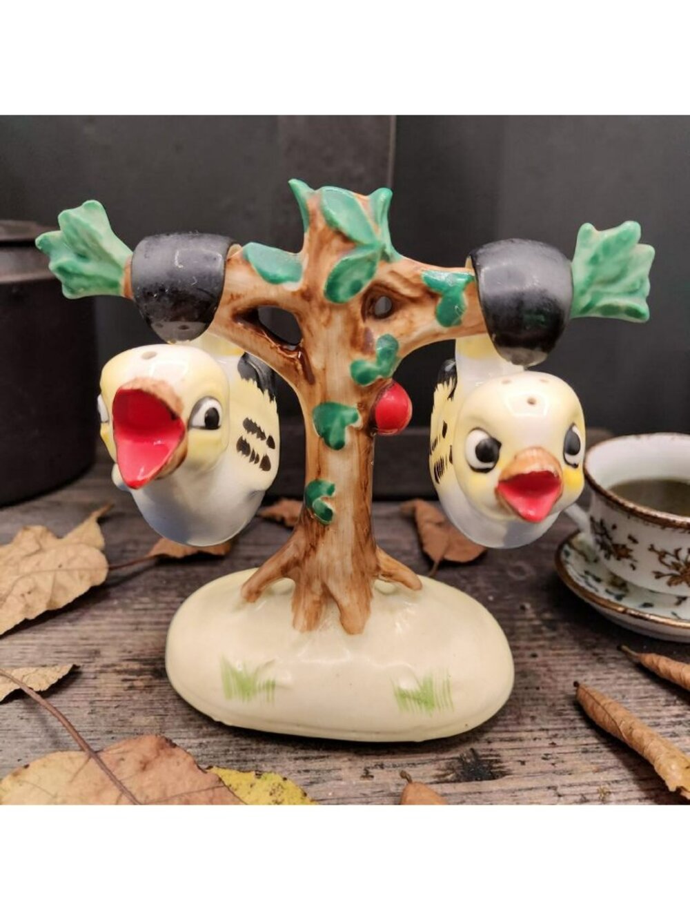 Ceramic Bird Tree Salt Pepper Shakers Vintage Japan Hand-Painted 4.25" Tall